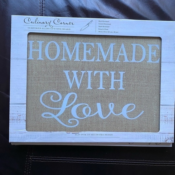 GLASS CUTTING BOARD 16x12 says HAPPY EVERYTHINg - Picture 12 of 12